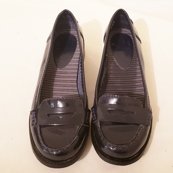 Gianni Bini Shoes - Gianni Bini Black Patent Leather Loafers Size 7.5